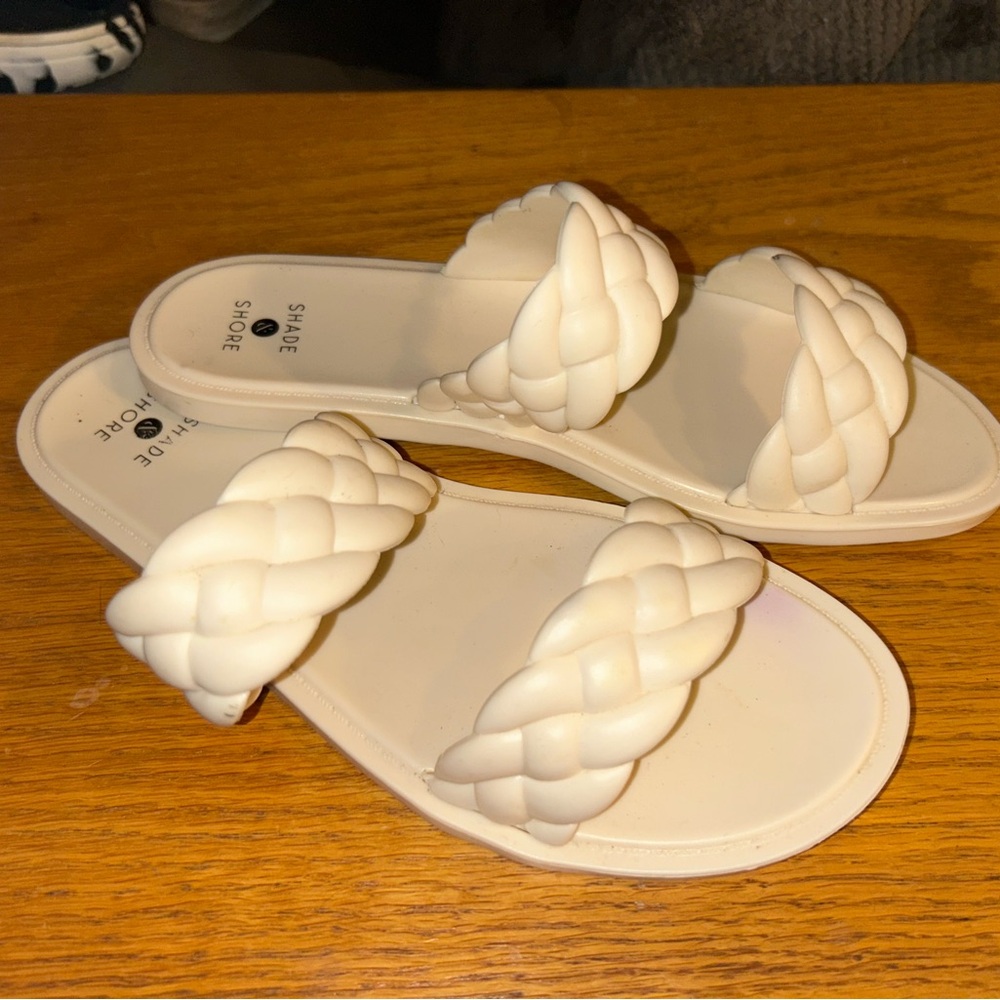 Shade & Shore Cream Braided Slide Sandals